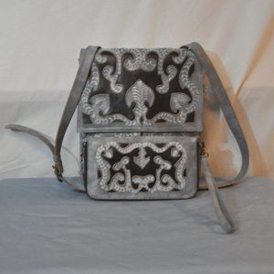 Bag & wallet Leaders in Leather Whitewash Hand Tooled Cross Body
